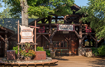 Enjoy smoked spare ribs, baby back ribs, slow-smoked chicken and more.