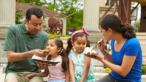 We offer kid-friendly menus in the park